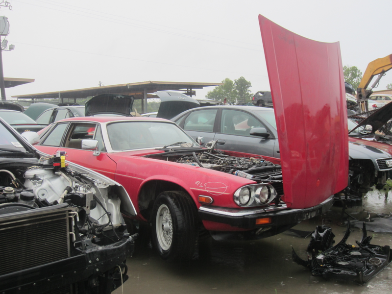 Illustration for article titled Lookin' through a junkyard